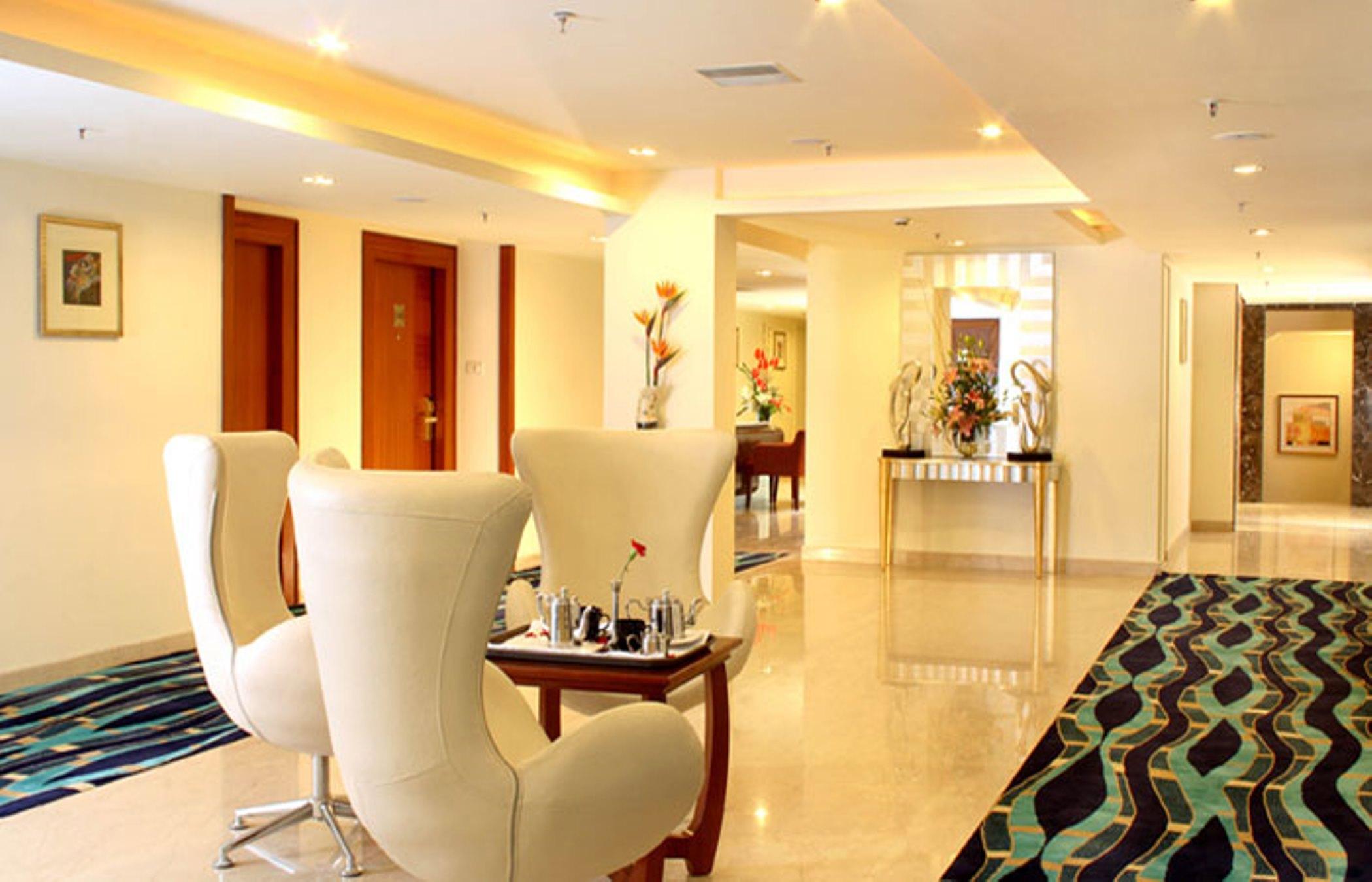 Hampshire Plaza Hotel Hyderabad Interior photo